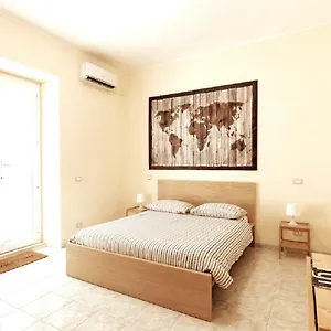  Appartamento Roma Central Studio